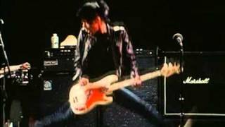 The Ramones  Rockaway Beach live [upl. by Vookles]