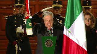 Mexican presidents first El Grito kicks off Independence Day celebrations  AFP [upl. by Gnus]