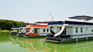 Rental Houseboat Walk Through [upl. by Akerdal]