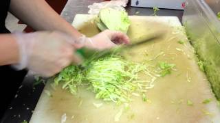 How to properly and elegantly chop lettuce [upl. by Gnep]