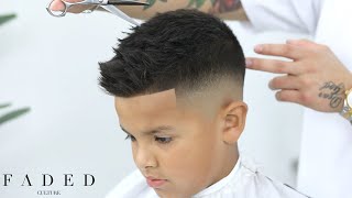 BARBER TUTORIAL  FLAWLESS FADE TECHNIQUE [upl. by Bille]