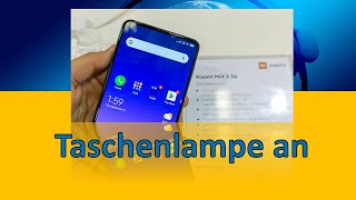 Taschenlampe am Smartphone anschalten  So gehts  Android [upl. by Lesslie629]