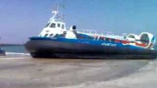 Hovercrafts at Ryde Isle of Wight [upl. by Daphna]