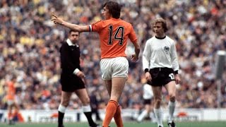 Johan Cruyff Las Mejores Jugadas De Un Genio [upl. by Eldon]