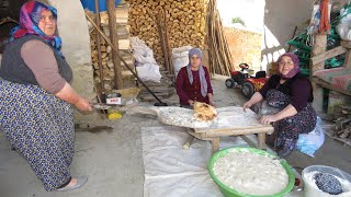 Köy ekmeği nasıl yapılır kıymalı pide yapımı how to make village bread [upl. by Ahsiram]