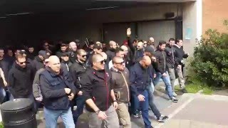 Curva Sud Milano 03 aprile 2016  Arrivo in stazione a Bergamo [upl. by Rinee]